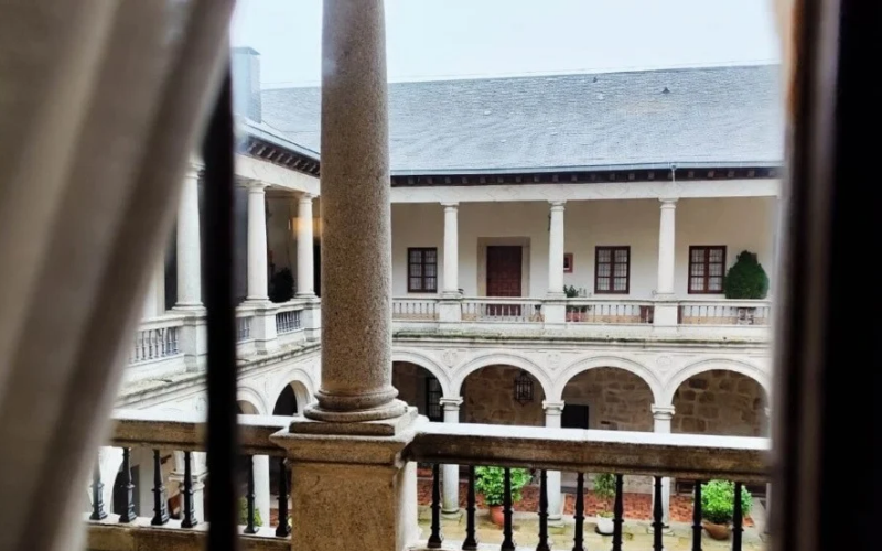 Visita guiada Castillo Palacio de Magalia