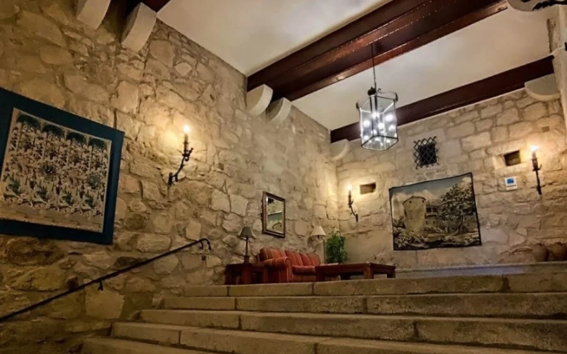 Interior Castillo Palacio de Magalia